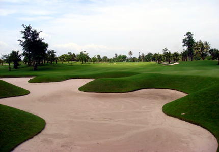 Suwan Golf & Country Club